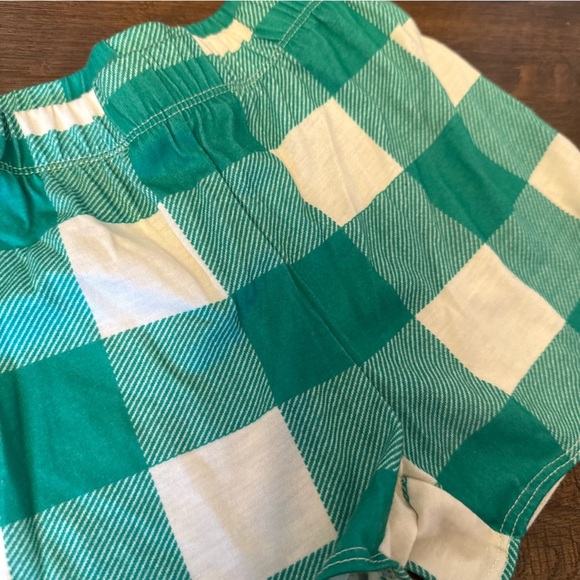 Cat & Jack Kids Green & White Plaid Lounge Shorts - Picture 2 of 3